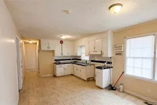 107 E Thigpen Rd, Conetoe, NC 27819 - Photo 3