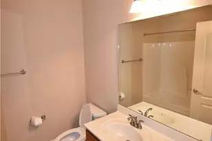 159 Gallery Dr, Spring Lake, NC 28390 - Photo 9