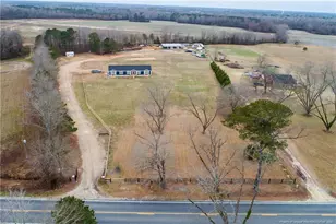 9109 Chicken Foot Rd, Saint Pauls, NC 28384 - Photo 47