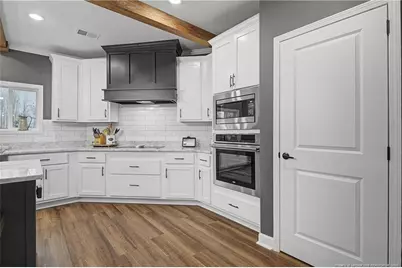 9109 Chickenfoot Road, Saint Pauls, NC 28384 - Photo 19