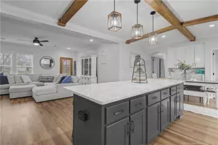 9109 Chicken Foot Rd, Saint Pauls, NC 28384 - Photo 11