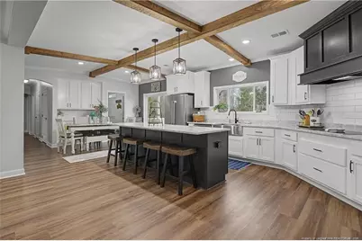 9109 Chickenfoot Road, Saint Pauls, NC 28384 - Photo 17