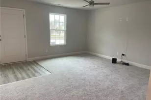 116 Phillips St, Fayetteville, NC 28301 - Photo 5