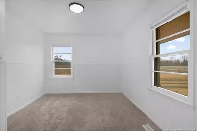 8161 E 130 Highway, Maxton, NC 28364 - Photo 19