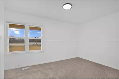 8161 E 130 Highway, Maxton, NC 28364 - Photo 17