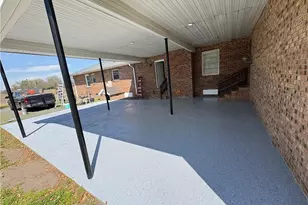 8161 E 130 Hwy, Maxton, NC 28364 - Photo 29