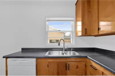 8161 E 130 Highway, Maxton, NC 28364 - Photo 13