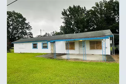 528 N 5th Street, Saint Pauls, NC 28384 - Photo 1