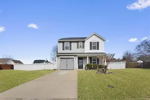 110 Greenwich Ct, Dunn, NC 28334 - Photo 1