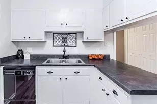 1543 Boros Dr, Fayetteville, NC 28303 - Photo 7