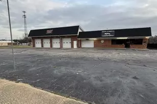 302 E 2nd Street E, Lumberton, NC 28358 - Photo 1