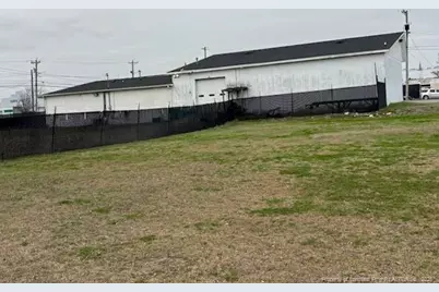 302 E 2nd Street E, Lumberton, NC 28358 - Photo 5