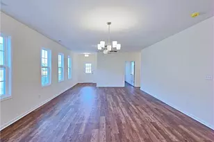 1822 Fordham Dr, Fayetteville, NC 28304 - Photo 9