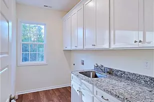 1822 Fordham Dr, Fayetteville, NC 28304 - Photo 13