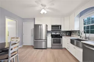 3209 Glasgow Dr, Fayetteville, NC 28303 - Photo 9