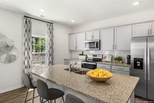 3081 Platinum Cir, West End, NC 27376 - Photo 11