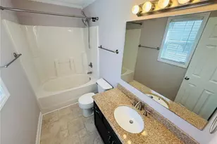 318 Hawthorne Dr, Raeford, NC 28376 - Photo 13