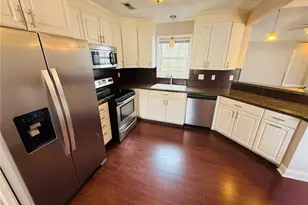 318 Hawthorne Dr, Raeford, NC 28376 - Photo 7