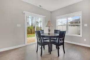 2613 Christy Ct, Fayetteville, NC 28304 - Photo 9