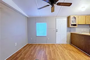 826 Rembrandt Dr, Fayetteville, NC 28314 - Photo 3