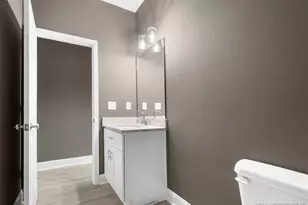 104 Miami St, Clinton, NC 28328 - Photo 13