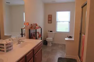 211 Stoney Creek Dr, Sanford, NC 27332 - Photo 5