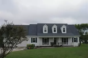 211 Stoney Creek Dr, Sanford, NC 27332 - Photo 1