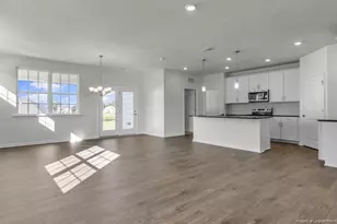 808 Fernwind Circle, Aberdeen, NC 28315 - Photo 3