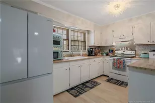 1810 Ashton Rd, Fayetteville, NC 28304 - Photo 15