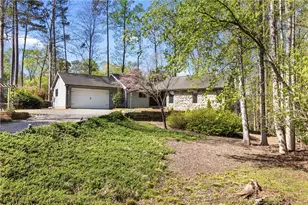 726 Piccadilly Ct, Sanford, NC 27332 - Photo 7