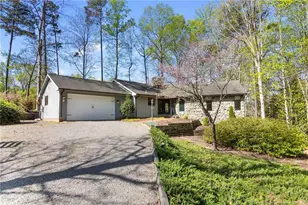 726 Piccadilly Ct, Sanford, NC 27332 - Photo 5