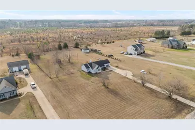 261 W Palmer Street, Raeford, NC 28376 - Photo 37