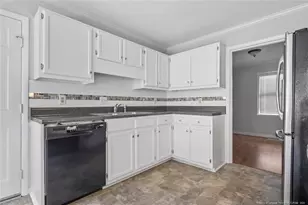 5812 Rivercroft Road Dr, Fayetteville, NC 28304 - Photo 15