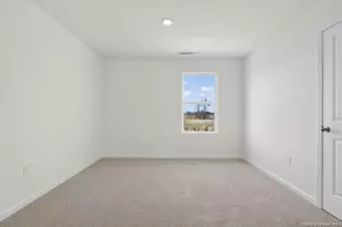 277 Maddox Dr, Aberdeen, NC 28315 - Photo 17