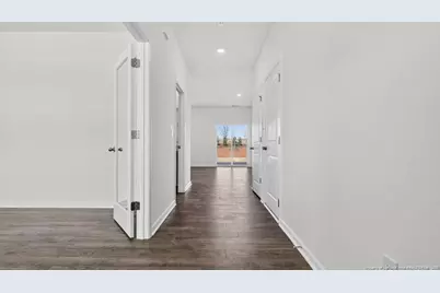 277 Maddox Drive, Aberdeen, NC 28315 - Photo 3