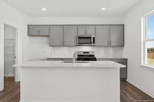 277 Maddox Dr, Aberdeen, NC 28315 - Photo 7