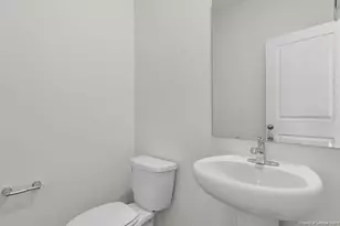 277 Maddox Dr, Aberdeen, NC 28315 - Photo 29