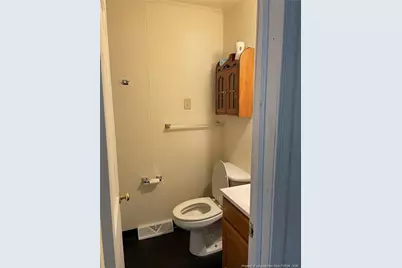 521 E Fifth Avenue, Raeford, NC 28376 - Photo 7