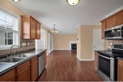 2460 Saltwood Drive, Fayetteville, NC 28306 - Photo 9