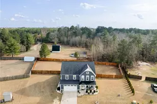 1427 Creekwood Rd, Hope Mills, NC 28348 - Photo 27