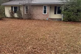 3726 Pioneer Dr, Hope Mills, NC 28348 - Photo 1