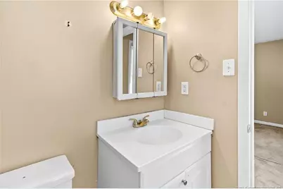 554 Glen Canyon Drive, Fayetteville, NC 28303 - Photo 15