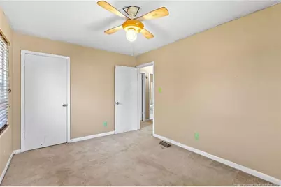 554 Glen Canyon Drive, Fayetteville, NC 28303 - Photo 19