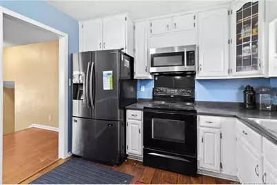 554 Glen Canyon Drive, Fayetteville, NC 28303 - Photo 9