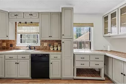 512 Sussex Avenue, Sanford, NC 27330 - Photo 13