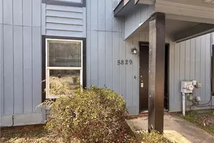 5829 Aftonshire Dr, Fayetteville, NC 28304 - Photo 1