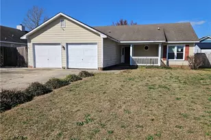 2948 Rosemeade Dr, Fayetteville, NC 28306 - Photo 1