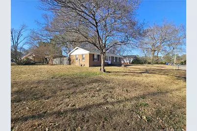 2160 Quailridge Drive, Fayetteville, NC 28304 - Photo 35