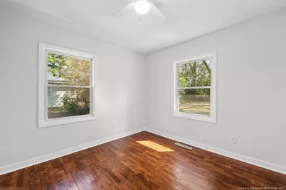 819 Sandalwood Drive, Fayetteville, NC 28304 - Photo 17