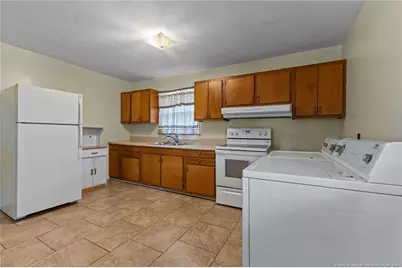 1911 Seabrook Road, Fayetteville, NC 28301 - Photo 13